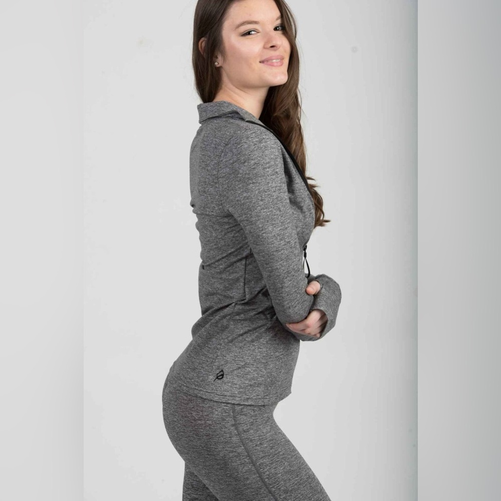 Ptula Bare Full Zip Jacket in heathered grey-size small